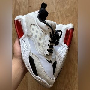 2020 Jordan Max 200 XX ‘Challenge Red’